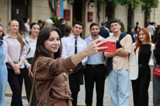 რომელ უცხოურ სასწავლებელში შეგიძლიათ მოხვედრა და როგორ
