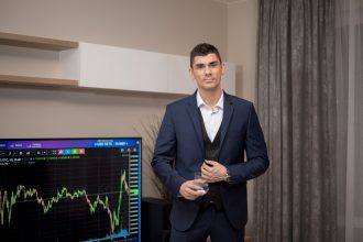 ქართველმა მილიარდერმა ინგლისური საფეხბურთო კლუბი შეიძინა