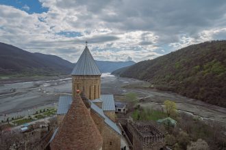 ტაძრები მსოფლიოს გარშემო, რომლებიც განსაკუთრებული თვისებებით გამოირჩევა
